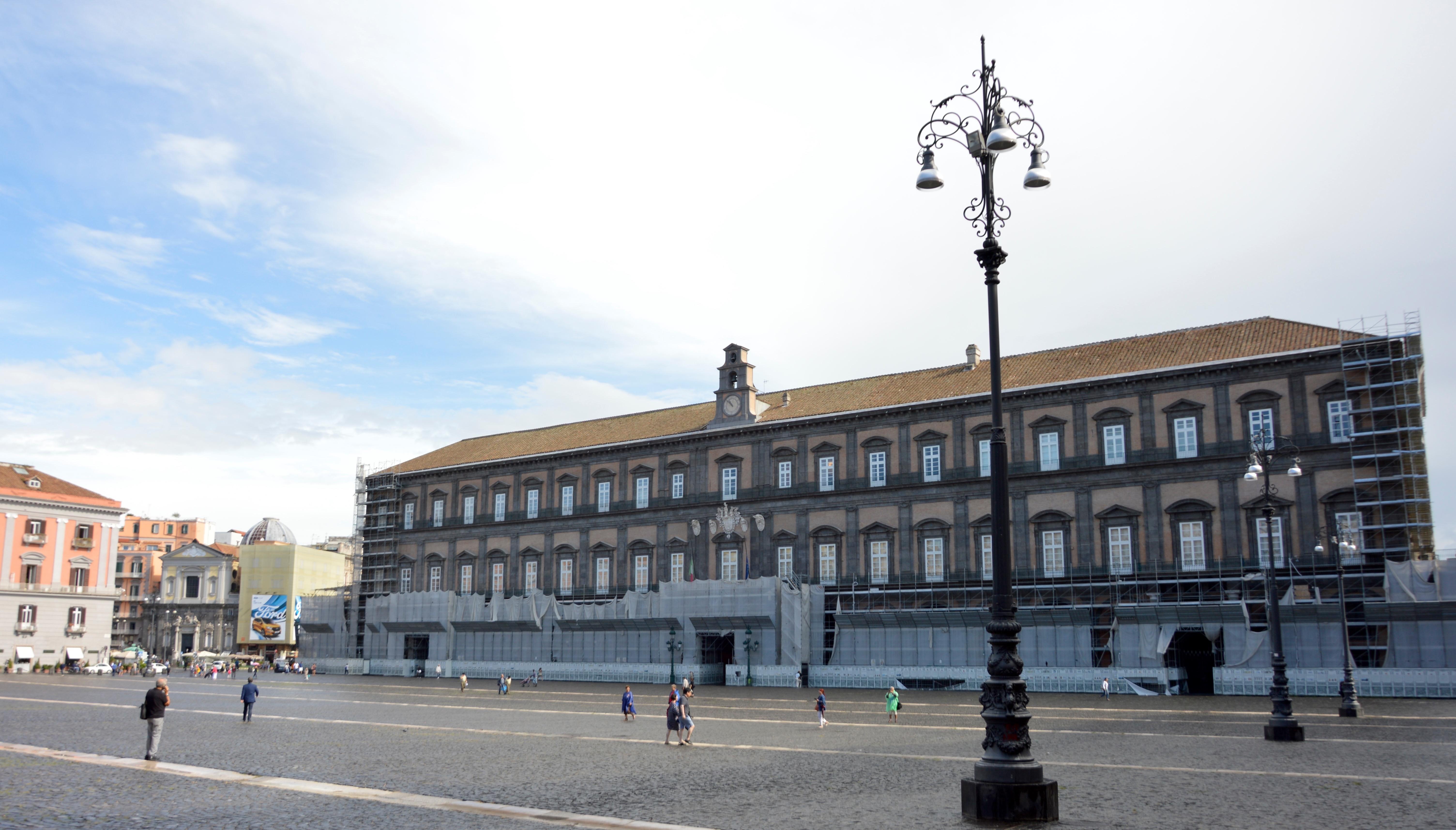 Relais Piazza Del Plebiscito Couette-café 3*